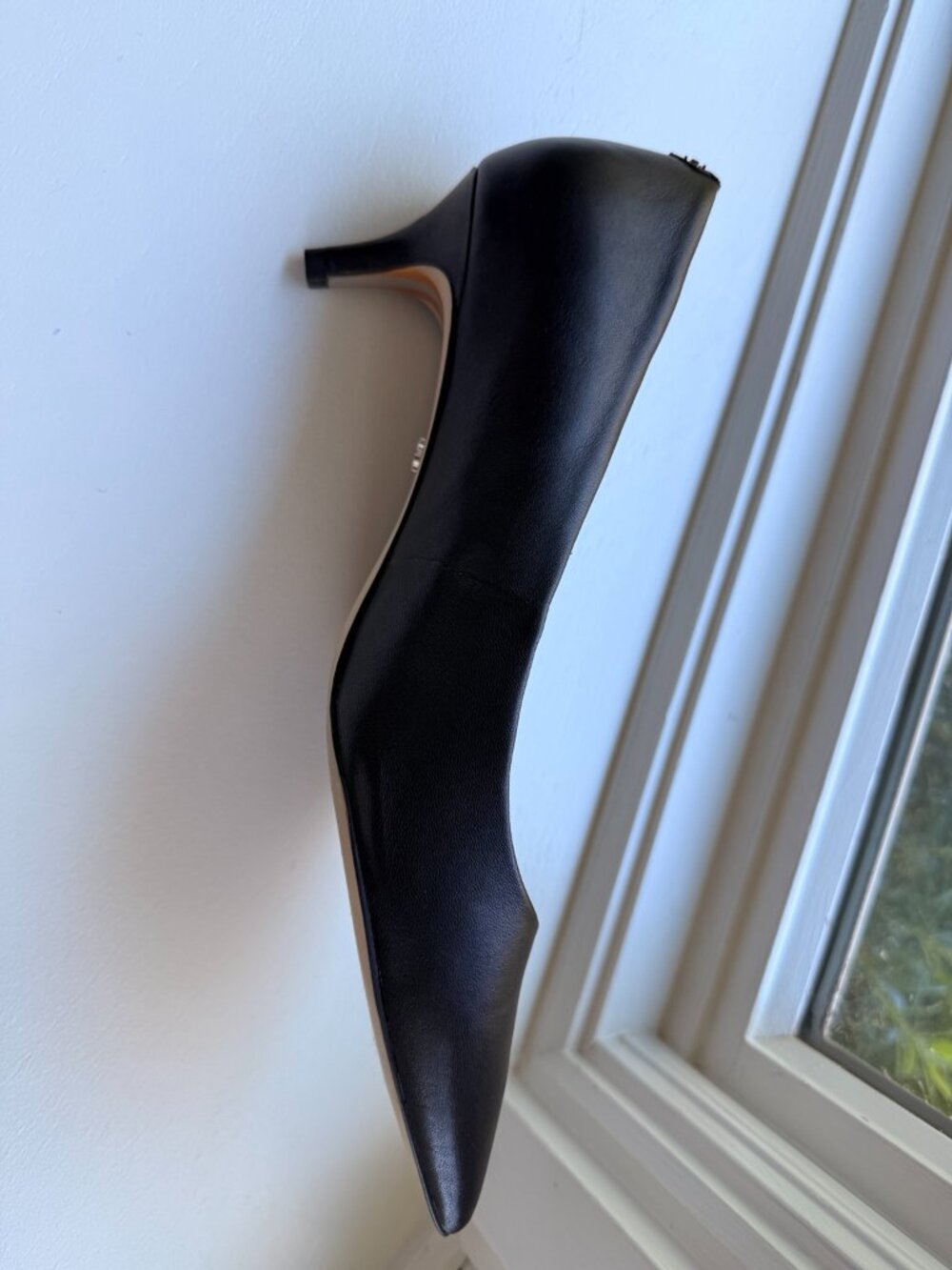 Sam Edelman Black Pointed Toe Kitten Heel Pumps Size 8 - Picture 4 of 5